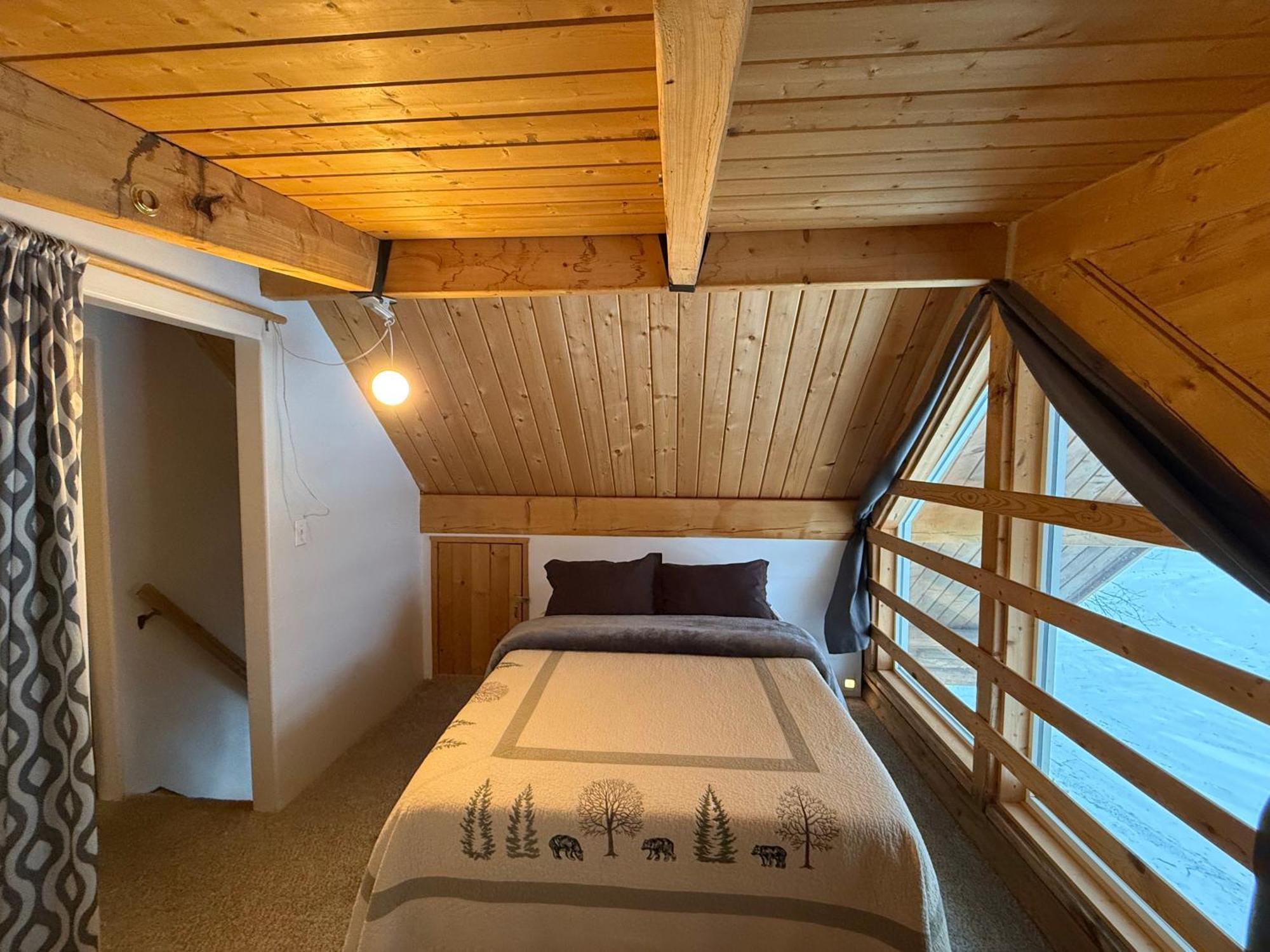 Talkeetna Log Cabin With Hot Tub Unit 1 Bagian luar foto
