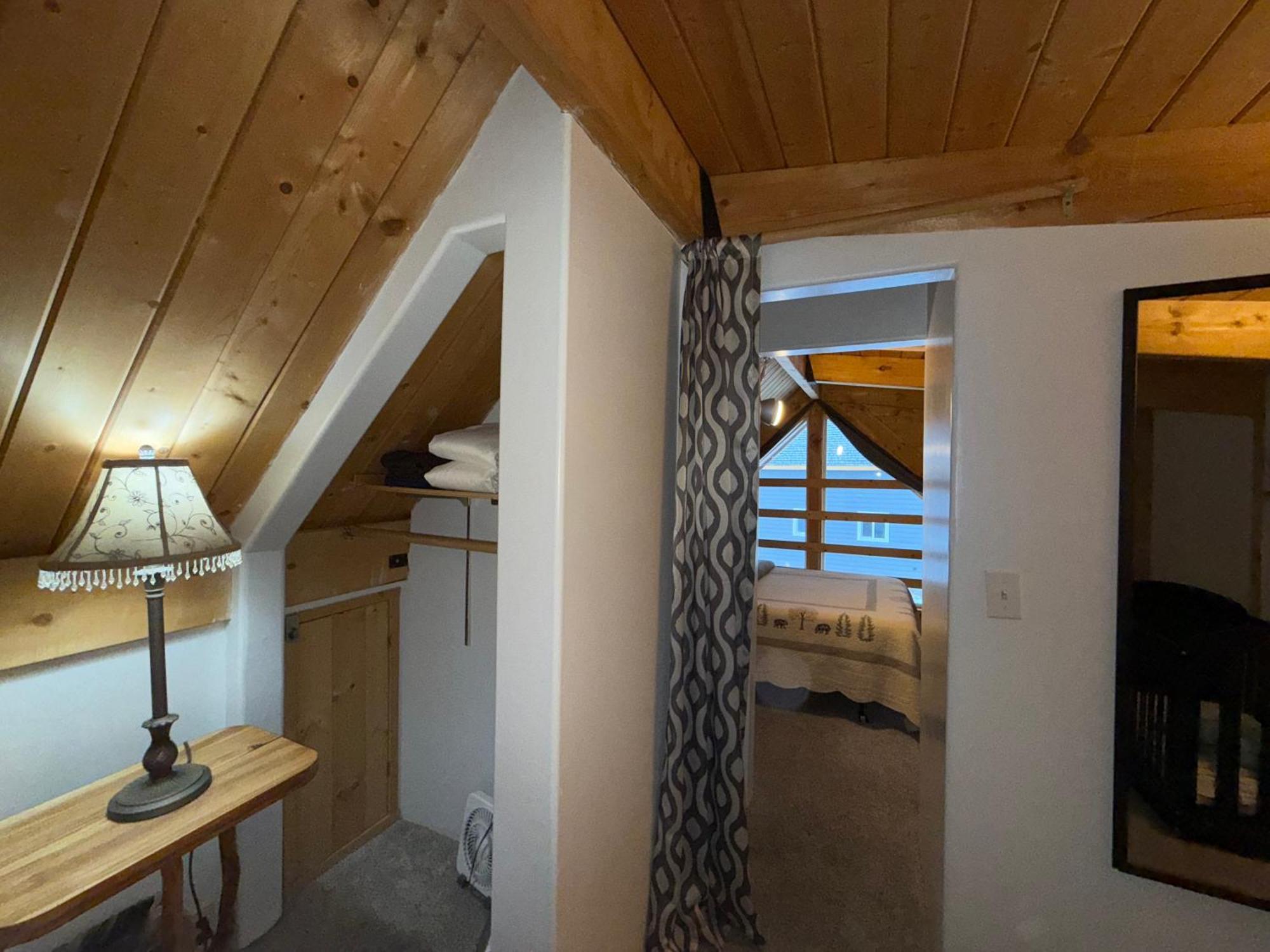 Talkeetna Log Cabin With Hot Tub Unit 1 Bagian luar foto